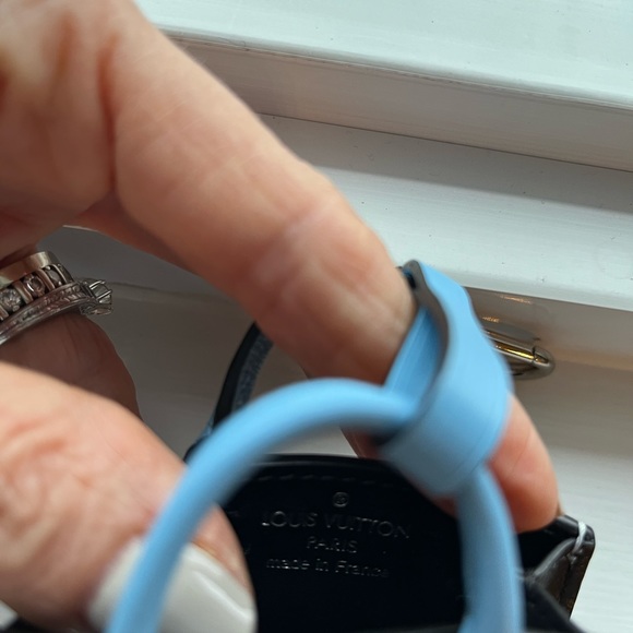 RARE LV CITY STEAMER BAG CHARM KEY HOLDER WITH COA - Picture 11 of 13